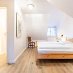 Friesenhaus Kaeptn Hahn Hausteil 03 Сasa de vacaciones Westerland